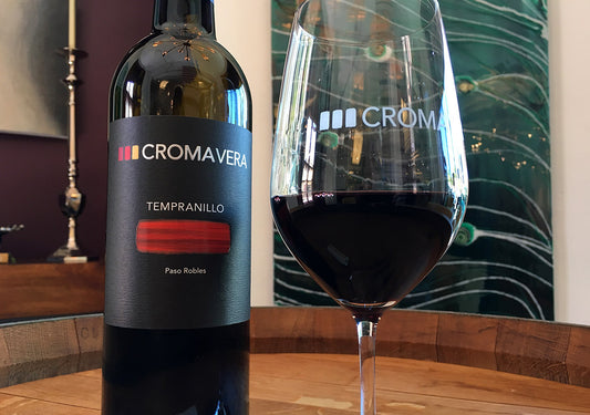 Croma Vera Tempranillo bottle and glass of wine