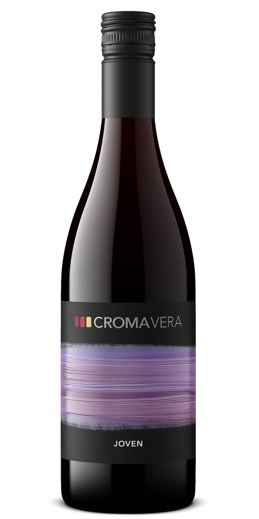 A bottle of Croma Vera Carbonic Grenache Joven red wine